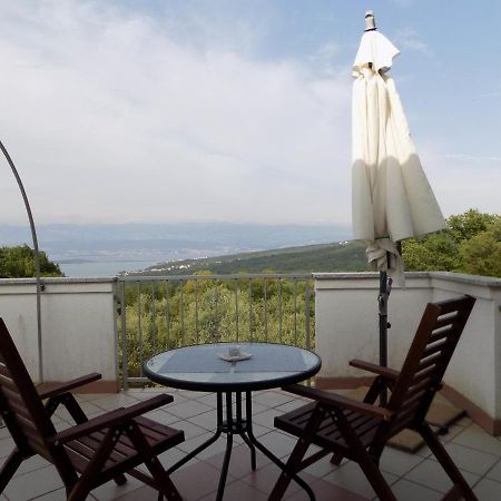 Margareta Apartment Sveti Ivan Dobrinjski Bagian luar foto