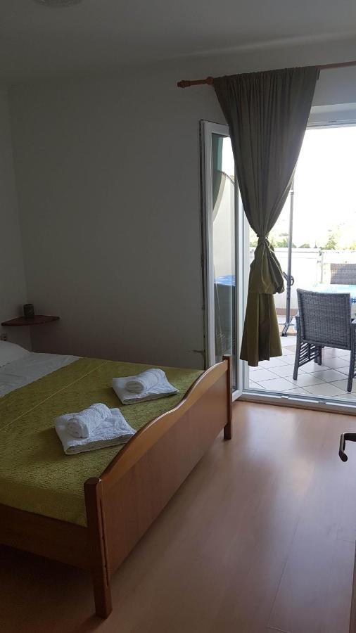 Margareta Apartment Sveti Ivan Dobrinjski Bagian luar foto