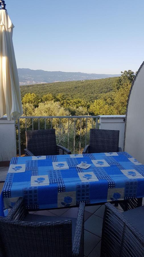 Margareta Apartment Sveti Ivan Dobrinjski Bagian luar foto